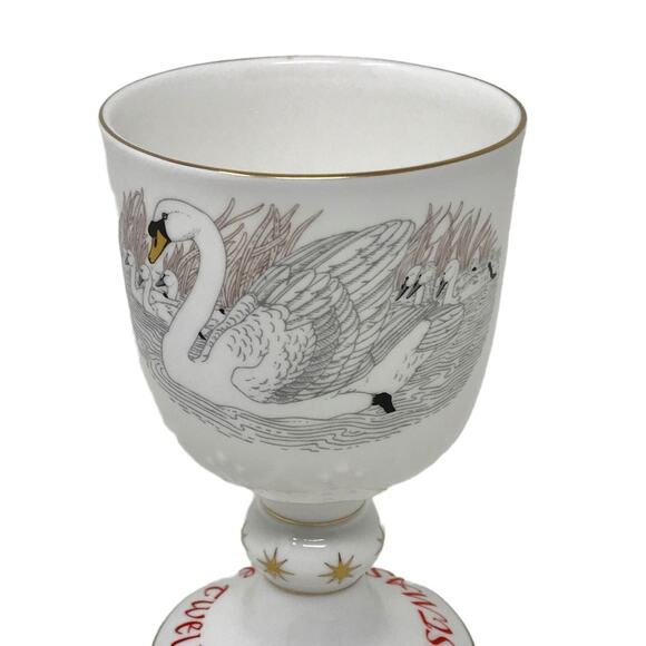 Royal Doulton Porcelain Goblet 7 Swans a Swimming 12 Days of Christmas Boxed - Picture 2 of 9